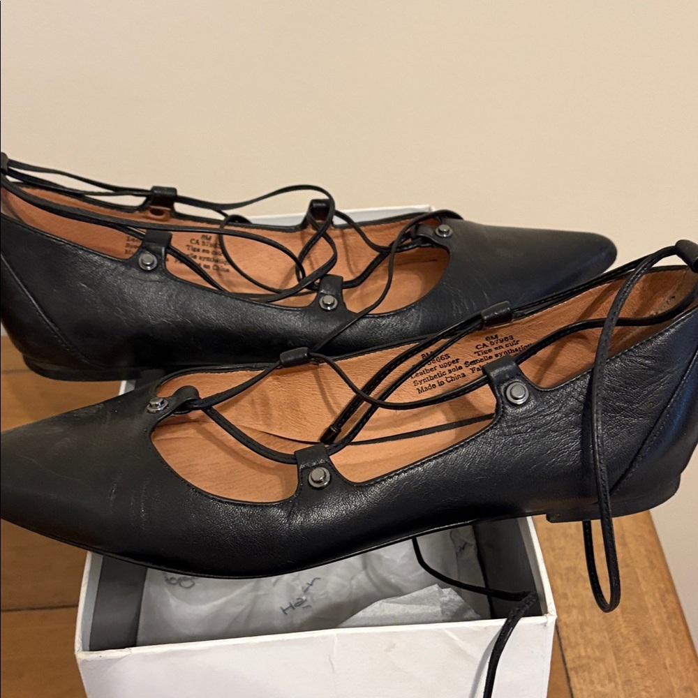 Halogen Women's Black Lace-Up Flats - Picture 9 of 9